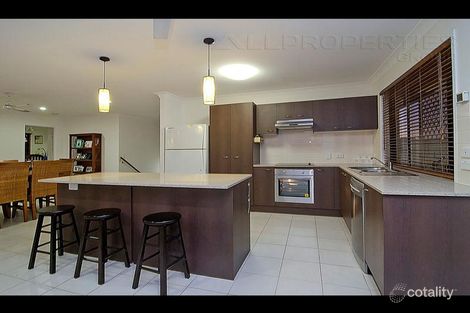 Property photo of 30 Equinox Street Berrinba QLD 4117