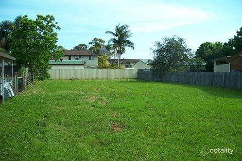 Property photo of 40 Buckingham Road Berkeley Vale NSW 2261