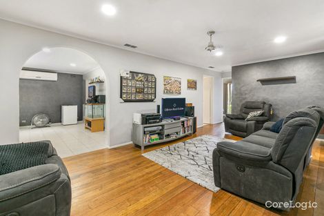 Property photo of 18 Lyrebird Drive Carrum Downs VIC 3201