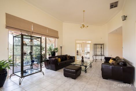 Property photo of 1 Meaka Court Warrandyte VIC 3113