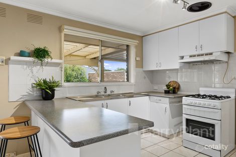 Property photo of 18 St Clair Road Wantirna South VIC 3152