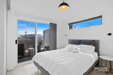 Property photo of 1 Marsh Street Opossum Bay TAS 7023