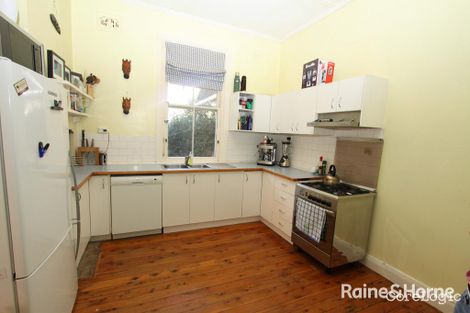 Property photo of 32 Gormly Avenue Wagga Wagga NSW 2650