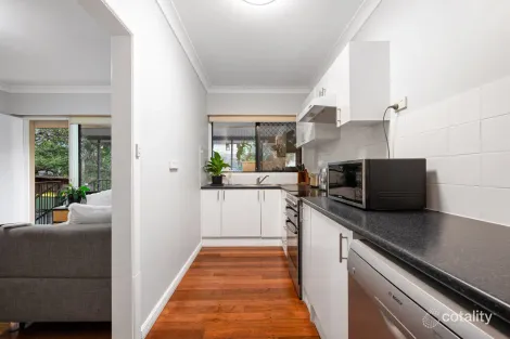 Property photo of 1/232 Chatsworth Road Coorparoo QLD 4151