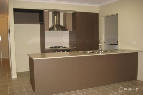 Property photo of 51 Linden Tree Way Cranbourne North VIC 3977
