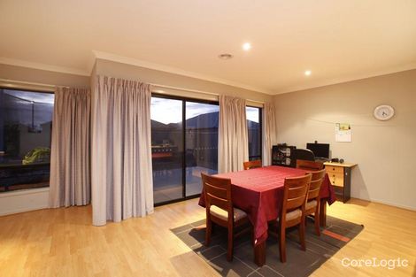 Property photo of 17 Perlette Drive Point Cook VIC 3030