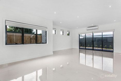 Property photo of 5 Ridley Avenue Avondale Heights VIC 3034