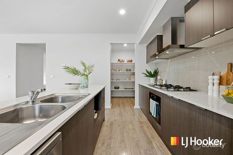 Property photo of 4 Saxony Way Point Cook VIC 3030