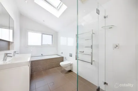 Property photo of 37 Baroona Road Northbridge NSW 2063