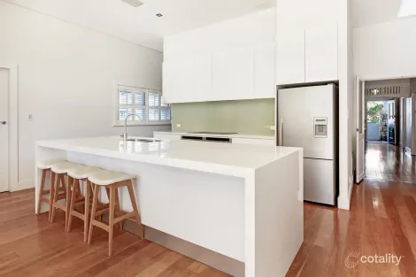 Property photo of 37 Baroona Road Northbridge NSW 2063