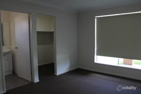 Property photo of 19 Cobby Court Lavington NSW 2641