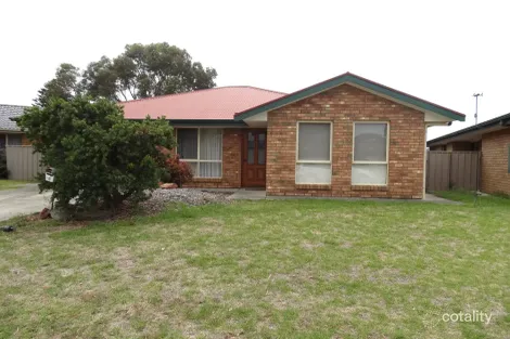 9 Beverley Gr, Encounter Bay, SA 5211