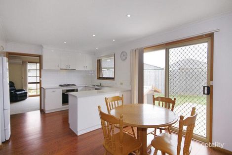 Property photo of 2 Jacaranda Place Belmont VIC 3216