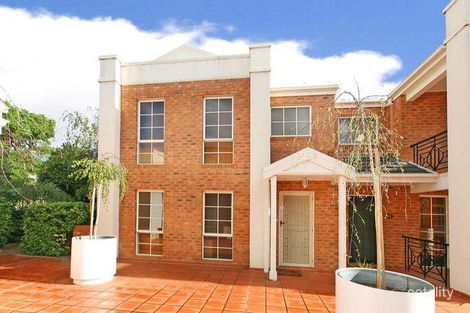 13 Botanic Walk, Mont Albert North, VIC 3129