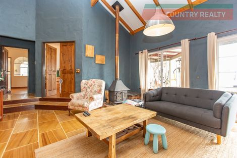 Property photo of 26 Steere Road York WA 6302