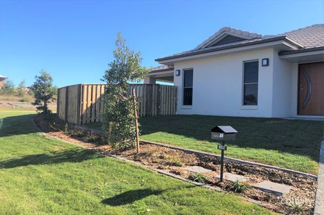 1/38 Flowers Dr, Coomera, QLD 4209