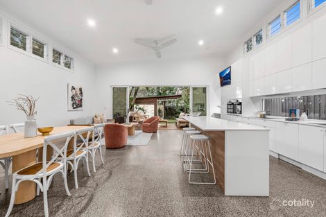 Property photo of 111 Pine Street Wynnum QLD 4178