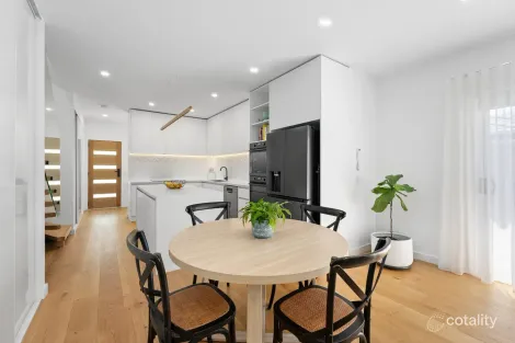 Property photo of 2/30 Rayner Street Altona VIC 3018