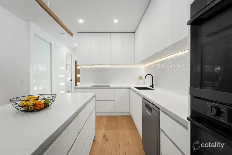 Property photo of 2/30 Rayner Street Altona VIC 3018