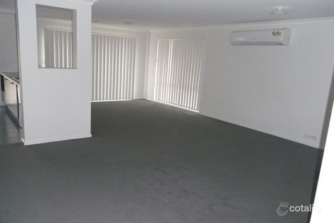 Property photo of 88 Fantail Way Brookfield VIC 3338