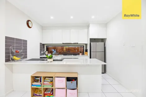 Property photo of 32A Summerland Crescent Colebee NSW 2761