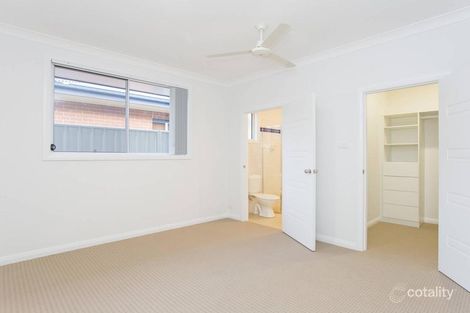 Property photo of 2/25 Conder Crescent Metford NSW 2323