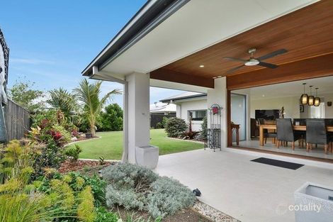Property photo of 8 Bellbird Place Peregian Springs QLD 4573