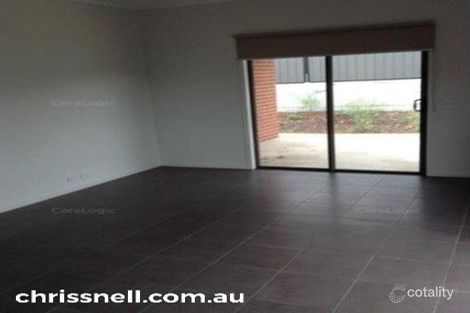 Property photo of 58 Riverside Drive Craigieburn VIC 3064