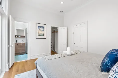 Property photo of 33 Bon Accord Avenue Bondi Junction NSW 2022