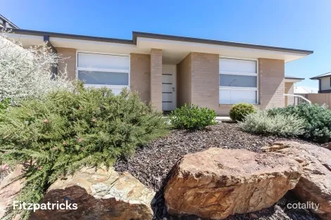 Property photo of 2/1 Lee Way Lloyd NSW 2650