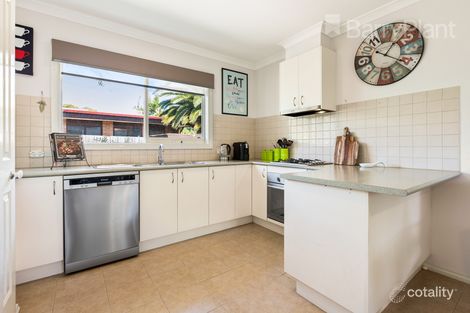 Property photo of 2/15 Cascade Street Frankston VIC 3199