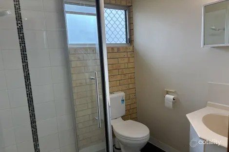 Property photo of 8/88 Walter Road Kingaroy QLD 4610
