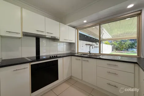 Property photo of 1/4 Story Street Oxenford QLD 4210