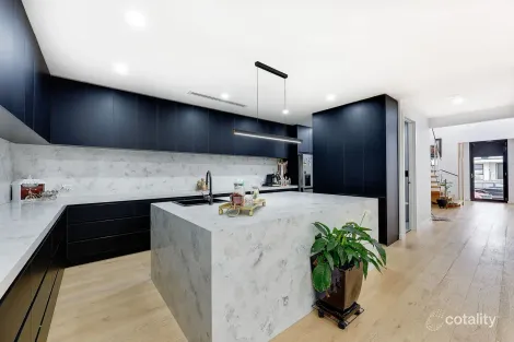 Property photo of 17 Riverglen Drive Craigieburn VIC 3064