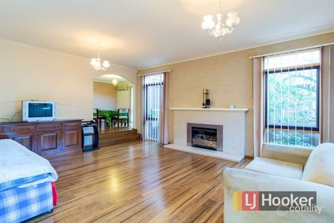 Property photo of 2 Astran Court Endeavour Hills VIC 3802