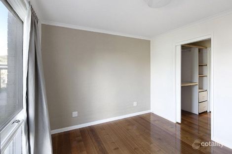 Property photo of 2/3 Oak Grove Springvale VIC 3171