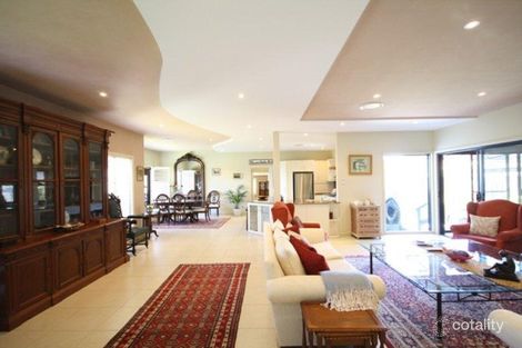 32 Nautilus Cres, St Huberts Island, NSW 2257