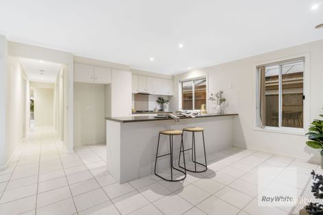 Property photo of 92 Hatchlands Drive Deer Park VIC 3023