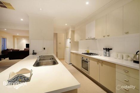 Property photo of 6 Reidel Avenue Pakenham VIC 3810