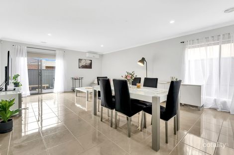 Property photo of 39 Weerona Parkway Wollert VIC 3750