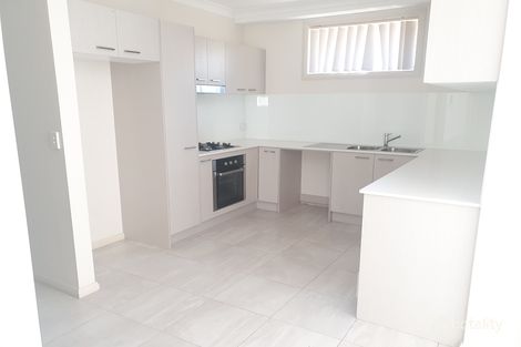 Property photo of 4/145 Memorial Avenue Liverpool NSW 2170