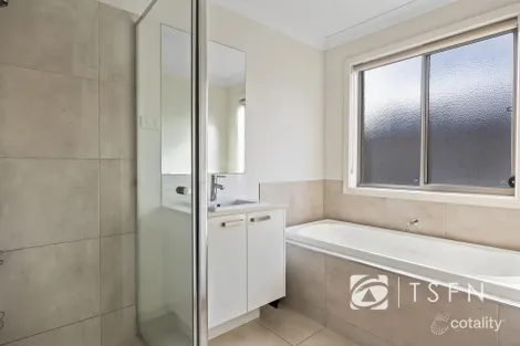 Property photo of 4/20A Emmett Street Golden Square VIC 3555