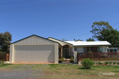 19 Tyson St, Pittsworth, QLD 4356