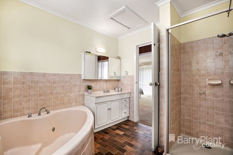 Property photo of 4 Beaumont Crescent Frankston VIC 3199