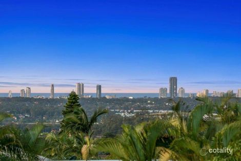 1 Trafalgar St, Highland Park, QLD 4211