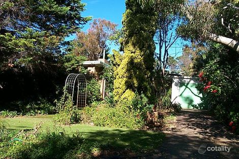 Property photo of 33 Bellairs Road Kardinya WA 6163