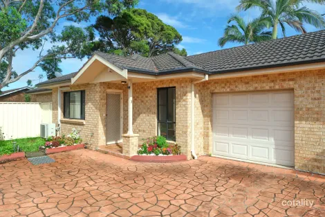 3/4 Iona Pl, Bass Hill, NSW 2197