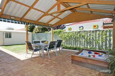Property photo of 4 Lake Edge Court Gwelup WA 6018