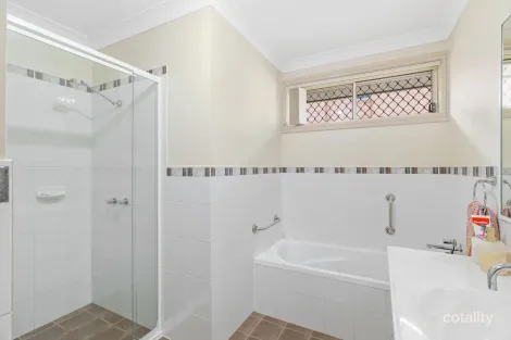 Property photo of 8A Rotherham Street Bateau Bay NSW 2261