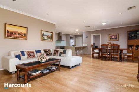 Property photo of 10 Cribb Cove Narre Warren South VIC 3805